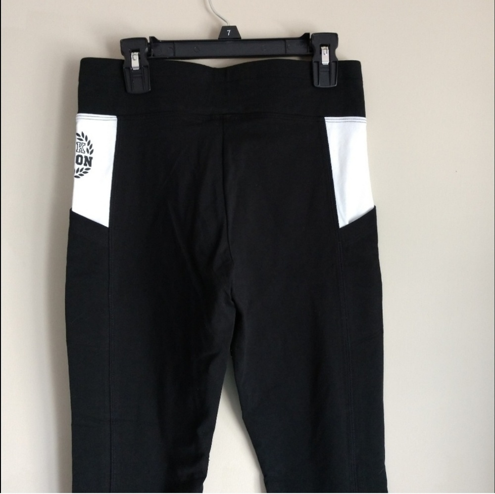 Size L🌺 PINK VICTORIA'S SECRET POCKETS LEGGINGS - Picture 3 of 5